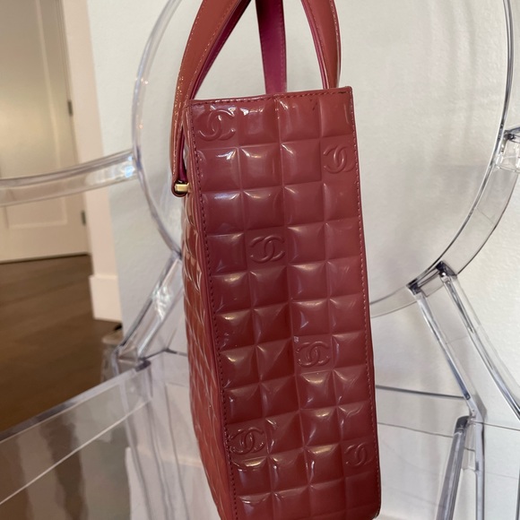 Chanel Chocolate Bar Pink Handbag - Picture 4 of 13